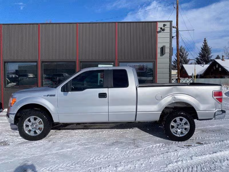 2011 Ford F-150 - 1FTFX1EF1BFA50415 - Image #21